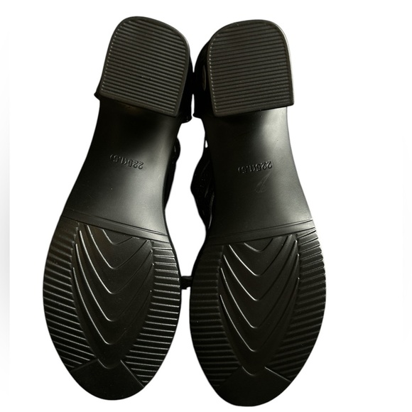 Brand new Black Rhinestone Embellished Sandals Size 8 - Picture 5 of 6